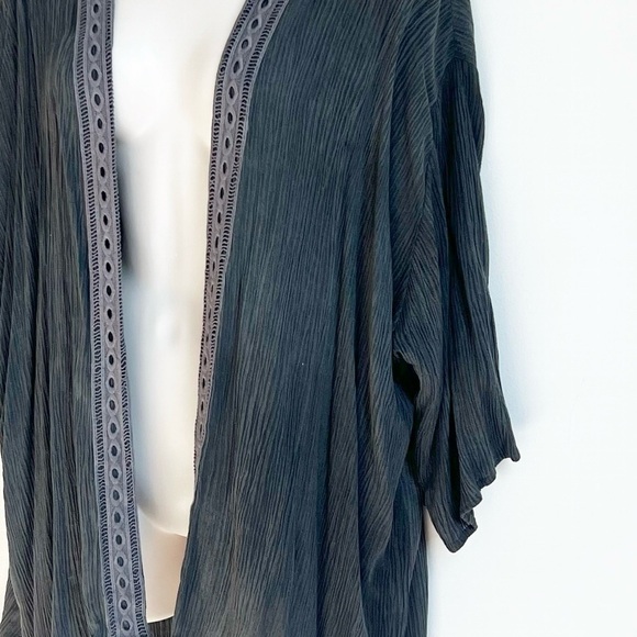 NWT Pinkblush Lightweight Gray Kimono Long Cardigan Open Medium All Seasons - Picture 5 of 9
